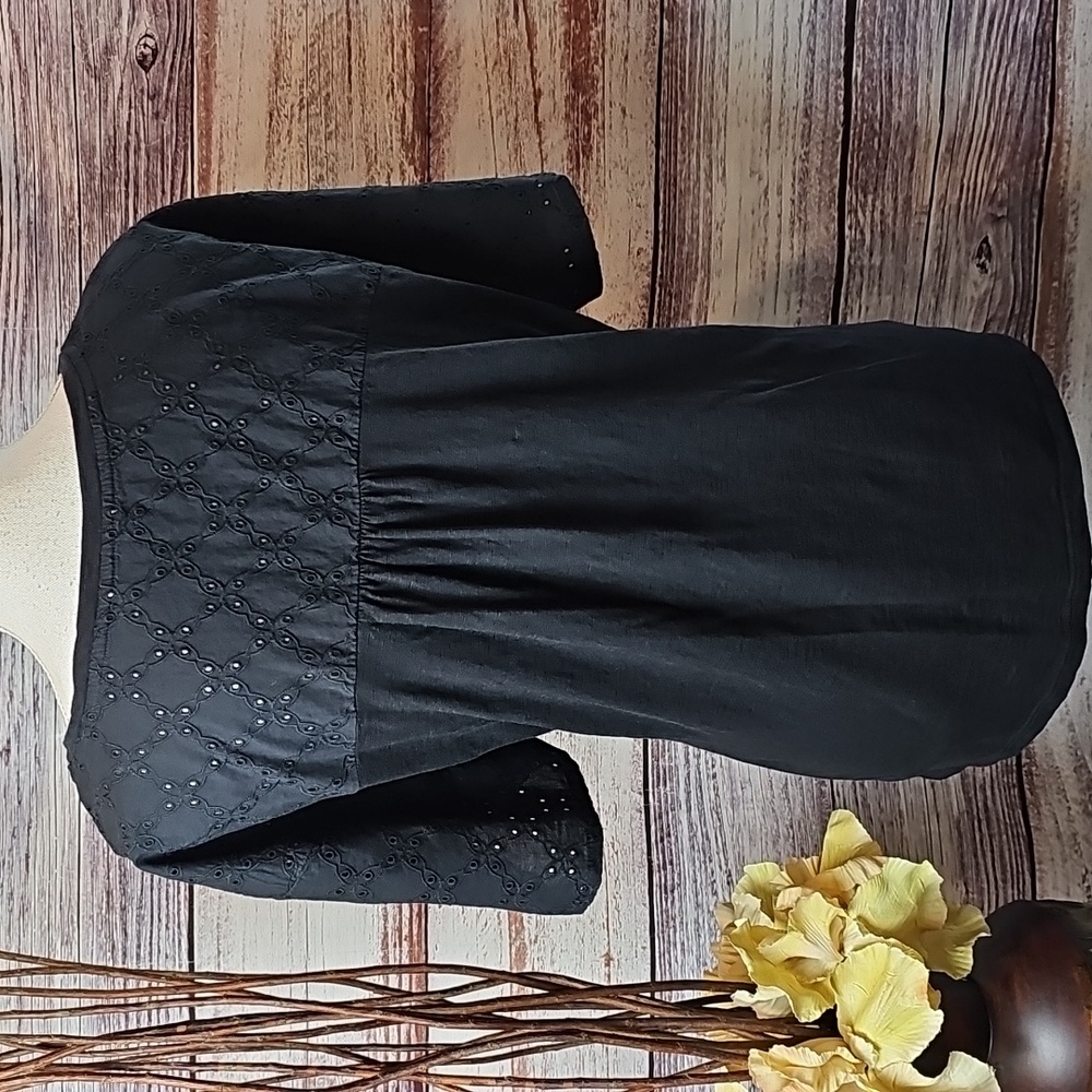 CASLON BLACK EYELET SHORT SLEEVE PULLOVER TOP - Picture 7 of 13